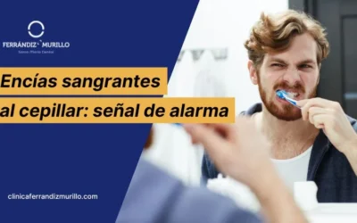 Encías sangrantes al cepillar: causas y cuándo es señal de alarma