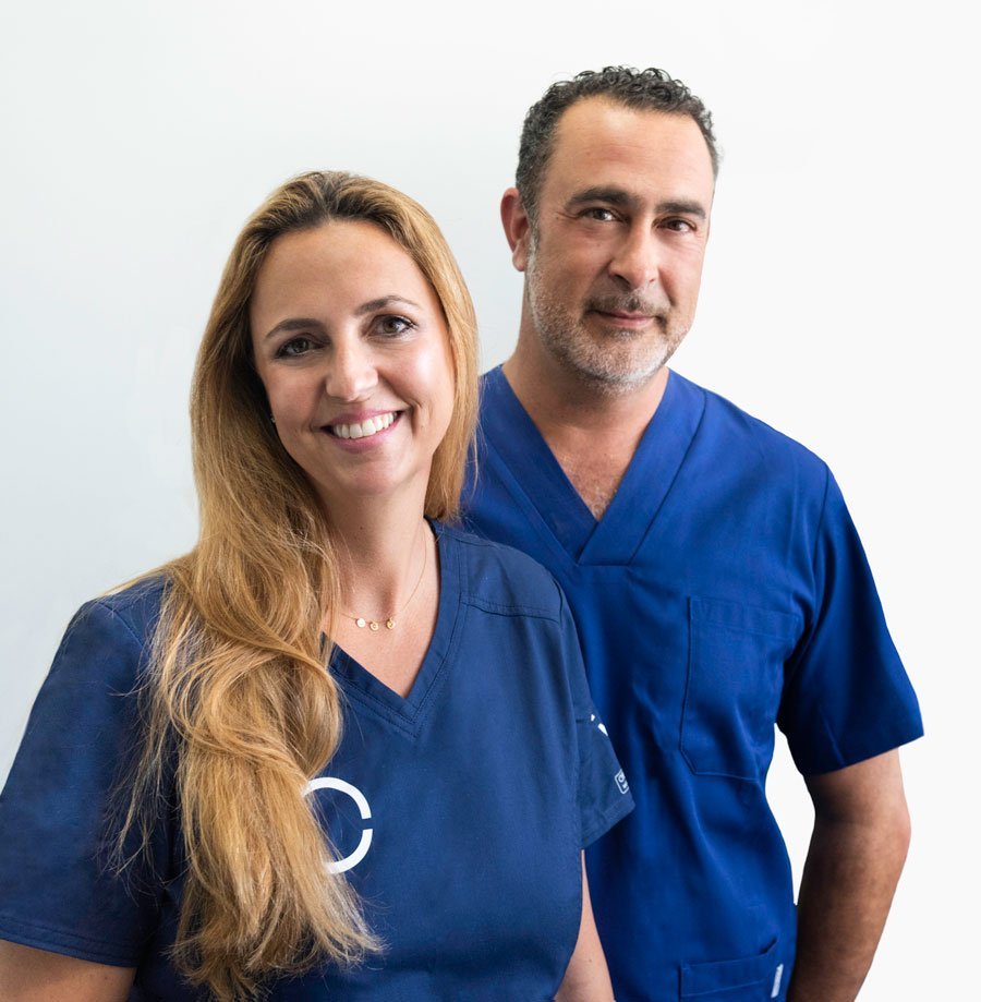 Dr. Javier Ferrándiz tratamiento de implantes dentales en El Puerto de Santa María